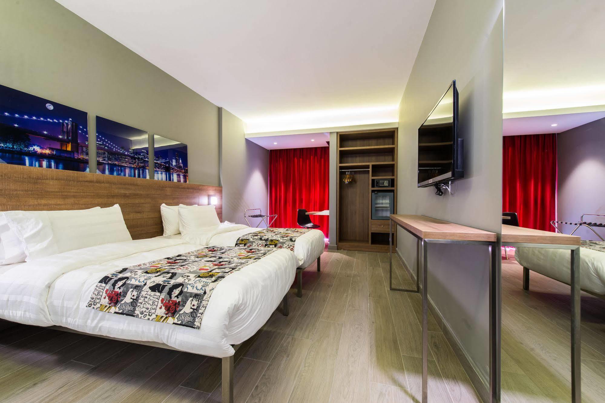 Caramel Boutique Hotel Beirut Exterior foto